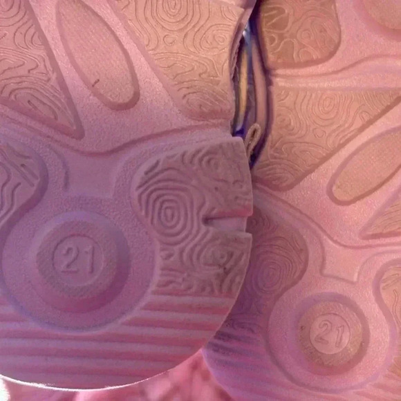 SHEIN toddler fashion sneakers size 21 (US 5.5C) - Picture 5 of 5